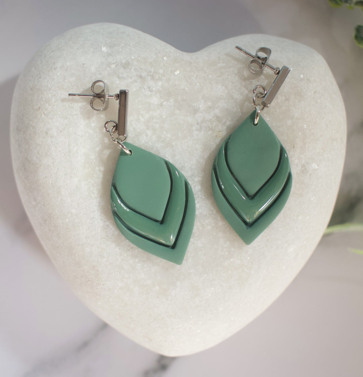 Gloss Leaf Drops | Slate Green