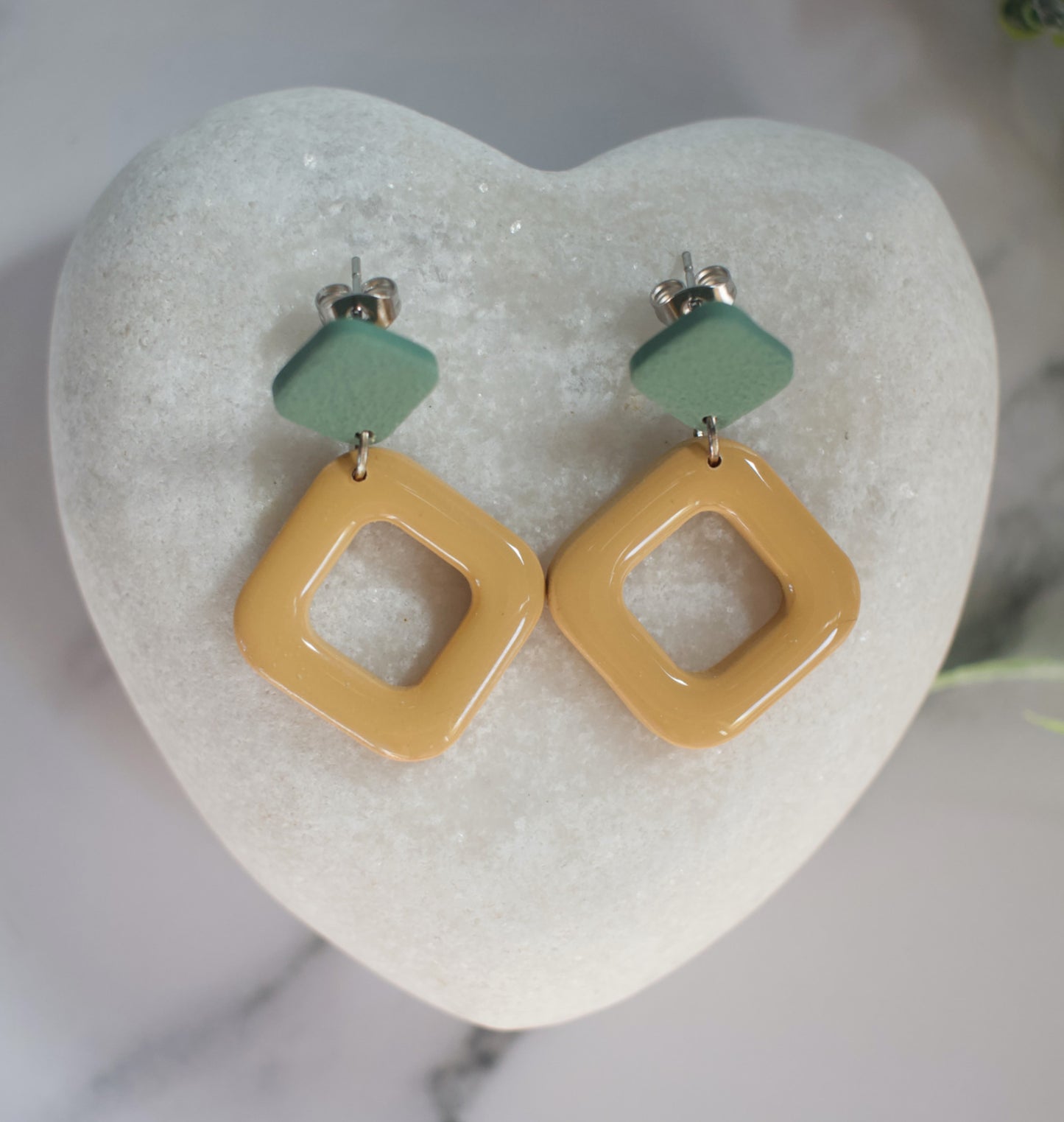 Two Tone Gloss Off-set Squares | Slate Green / Marigold