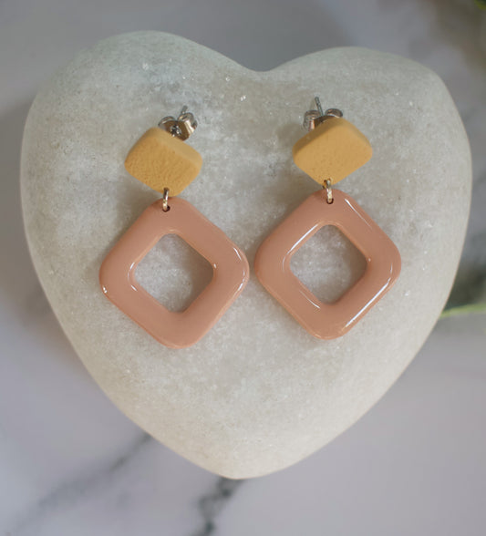 Two Tone Gloss Off-set Squares | Marigold / Apricot