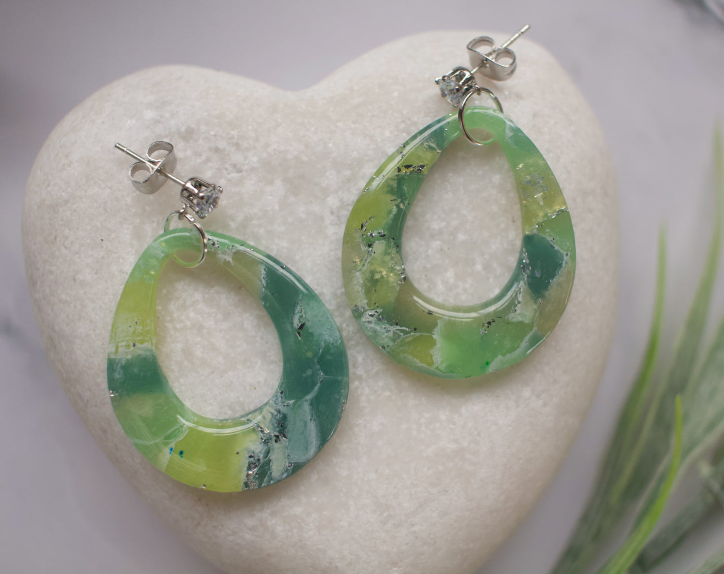 Enchanted Stone Cutout Large Drops | Silver Fern