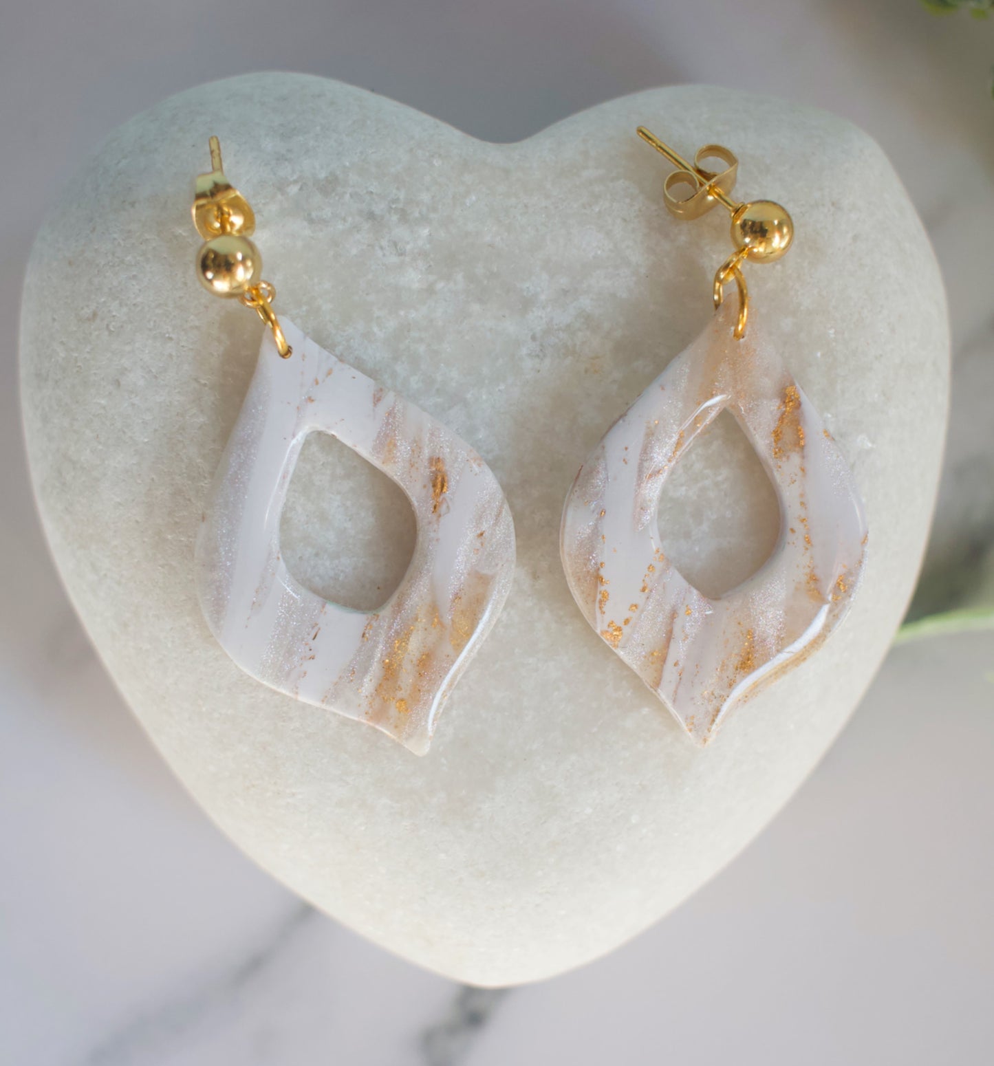 Enchanted Stone | Cutout Leaf Drops | Lunar Glow