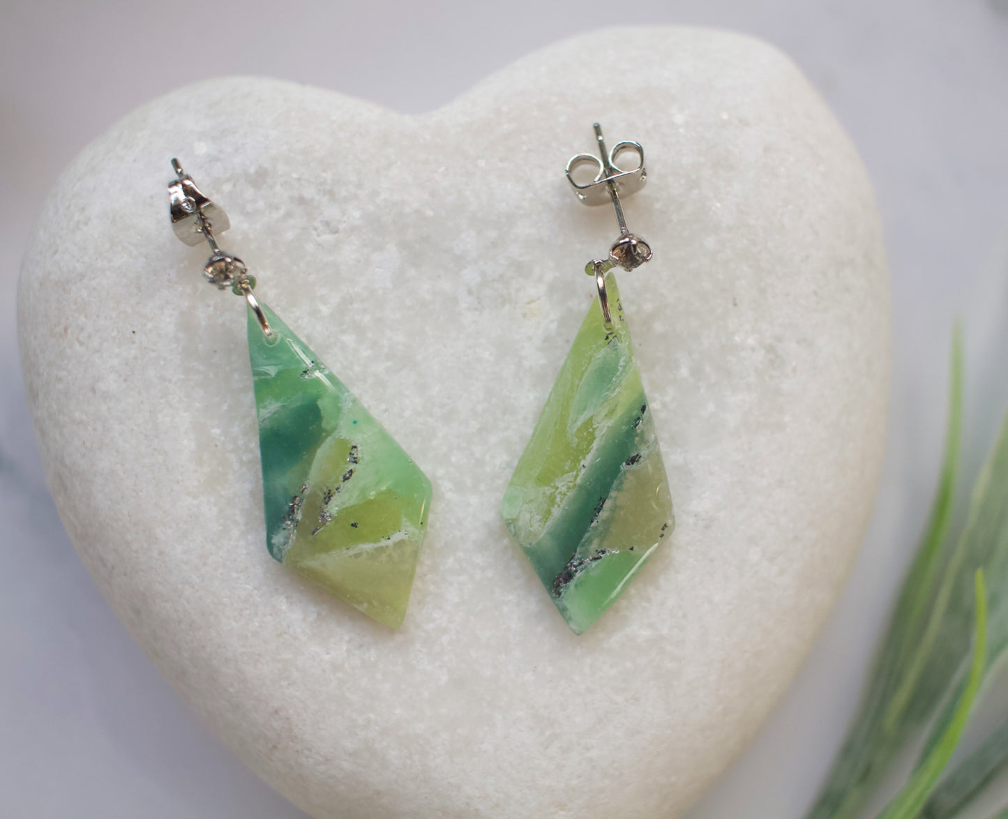 Enchanted Stone Kite Drops | Silver Fern | Bright tones