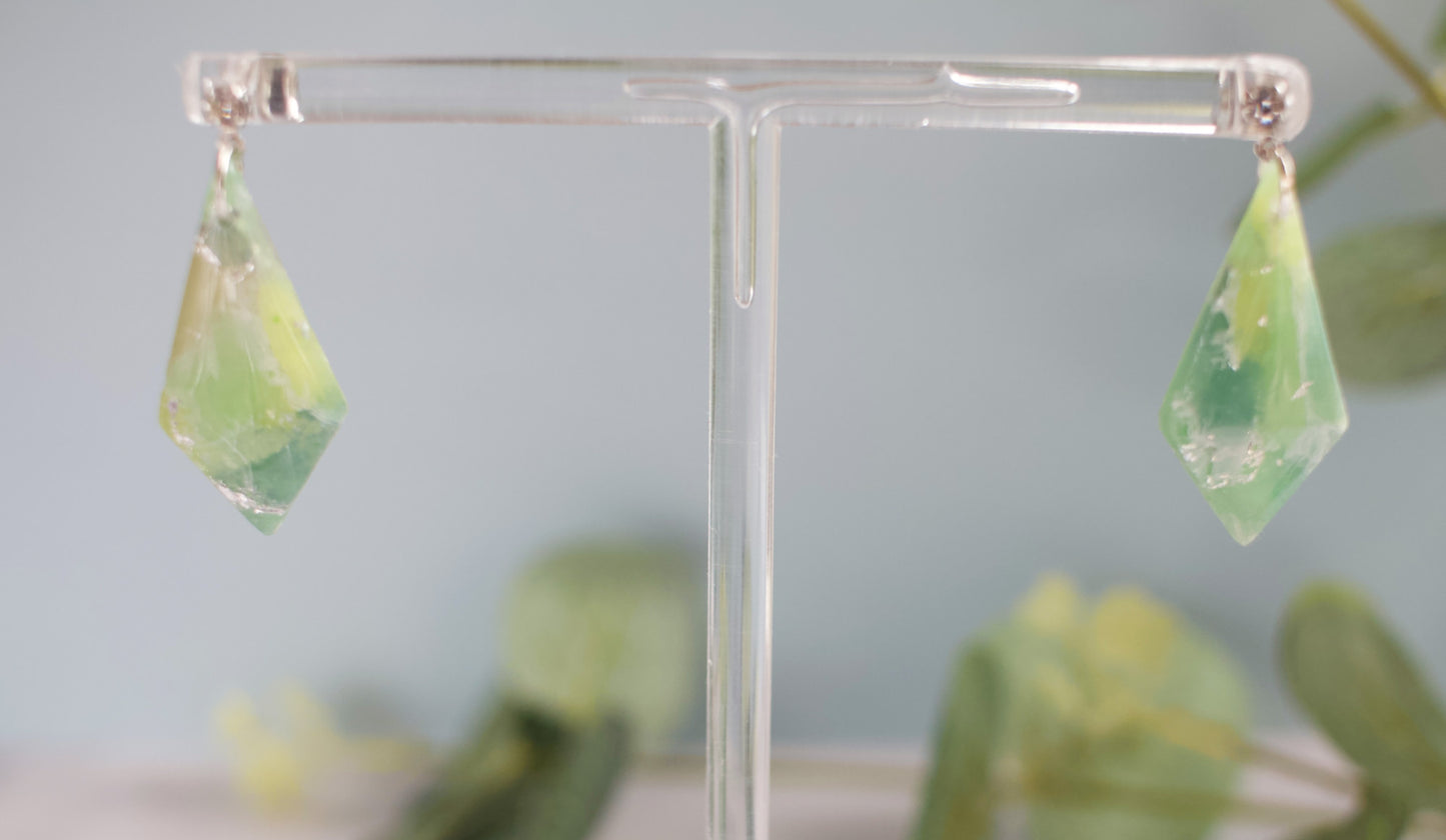 Enchanted Stone Kite Drops | Silver Fern |Mid tones