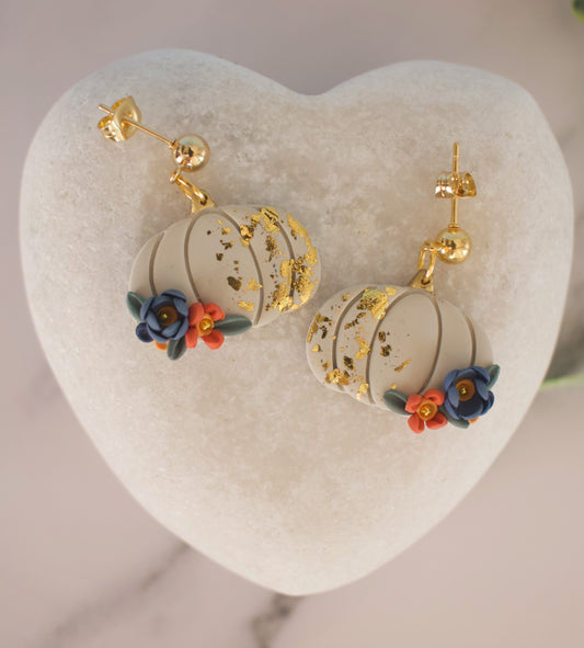 Harvest Blooms | Medium Pumpkin | Ivory Harvest