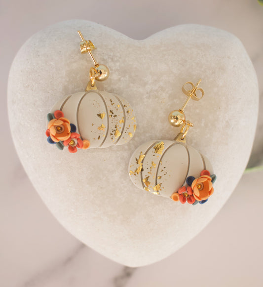 Harvest Blooms | Medium Pumpkin | Moonlight Harvest